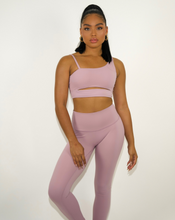Load image into Gallery viewer, Female model wearing light pink leggings from kosha fit